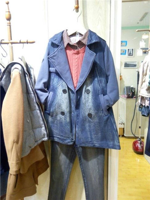山西女裝新風(fēng)尚 探訪太原小店區(qū)海容服裝店的品牌魅力與批發(fā)優(yōu)勢